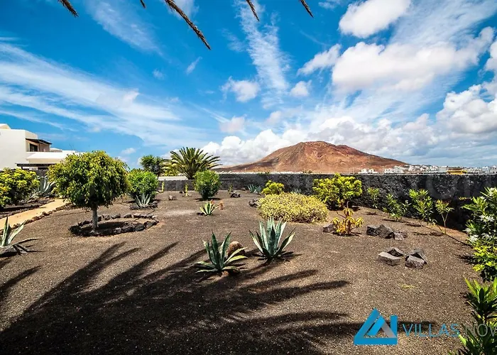 Valentina - Lh156 By Now Ltd